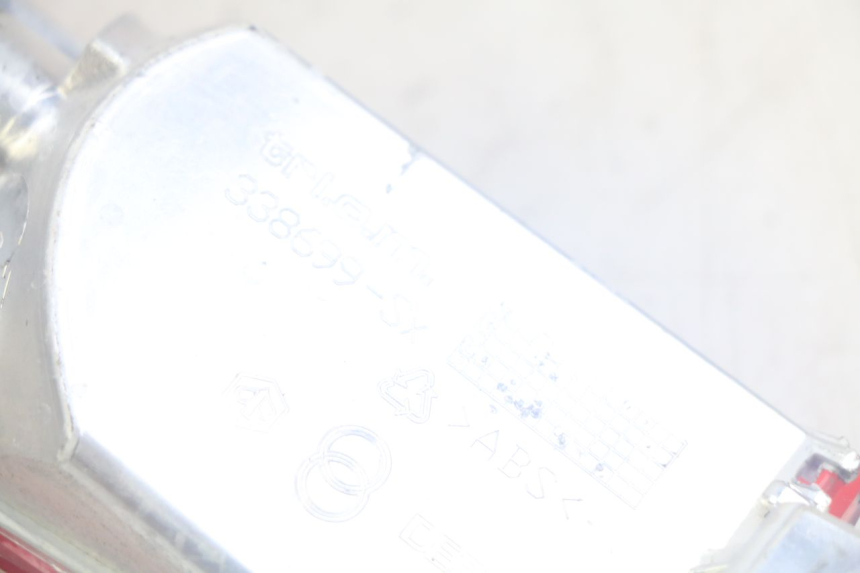 photo de LEFT REAR TURN SIGNAL PIAGGIO X8 125 (2004 - 2007) - Component detail