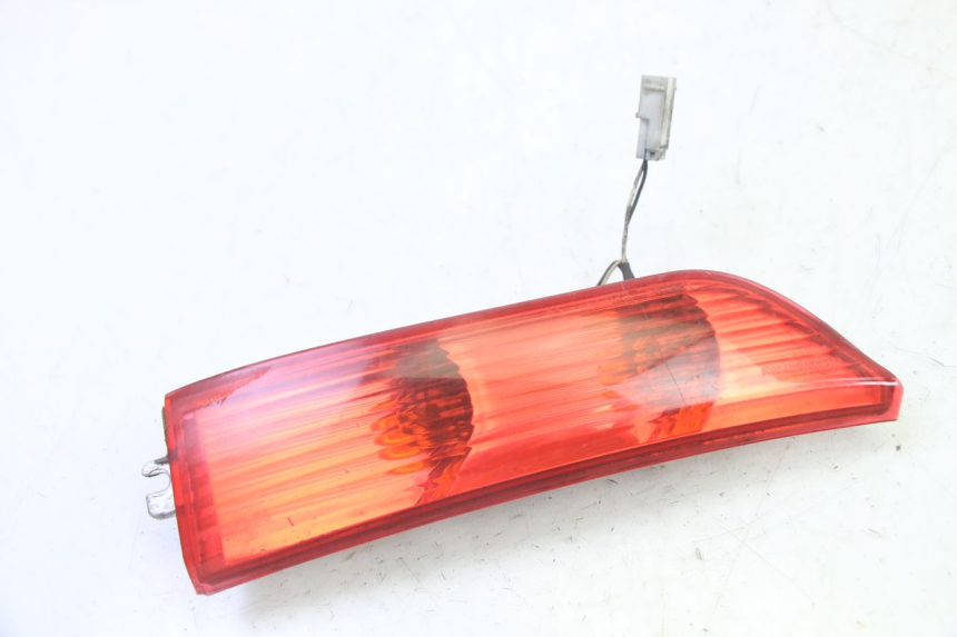 photo de LEFT REAR TURN SIGNAL PIAGGIO X8 125 (2004 - 2007) - Alternative perspective