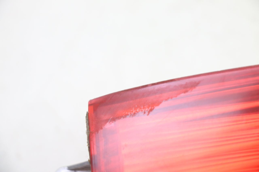 photo de LEFT REAR TURN SIGNAL PIAGGIO X8 125 (2004 - 2007) - Technical close-up