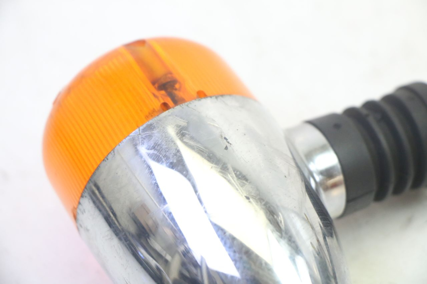 photo de REAR LEFT TURN SIGNAL KYMCO ZING 125 (1997 - 2003) - Alternative perspective