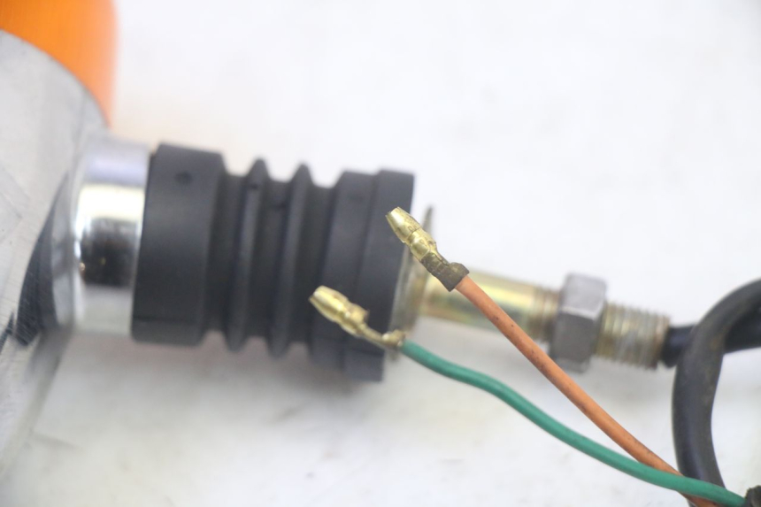 photo de REAR LEFT TURN SIGNAL KYMCO ZING 125 (1997 - 2003) - Technical close-up