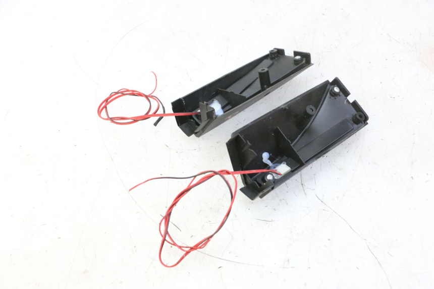 photo de REAR TURN SIGNAL HITWAY H5 1 - Component detail