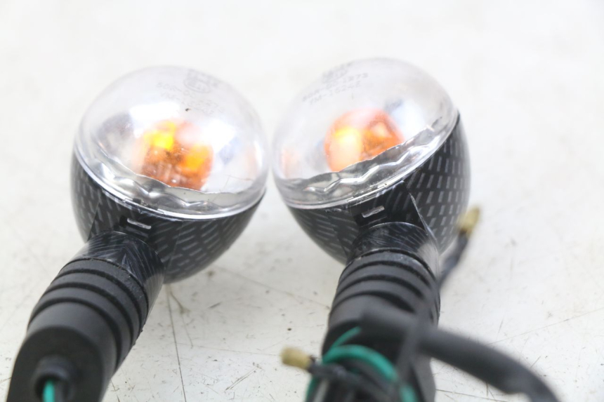 photo de REAR TURN SIGNAL PEUGEOT LUDIX 50 (2008 - 2017) - Component detail