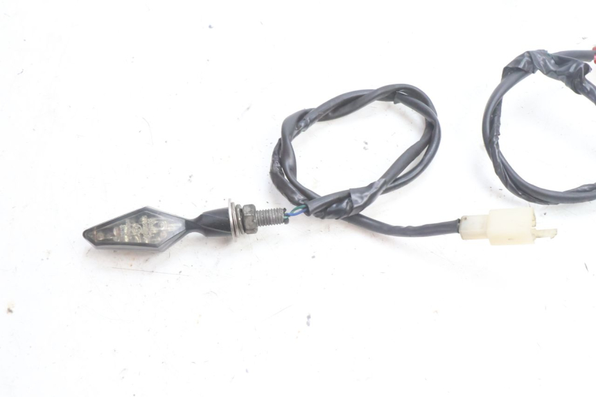 photo de REAR TURN SIGNAL PIAGGIO NEW TYPHOON 50 (2018 - 2021) - Component detail
