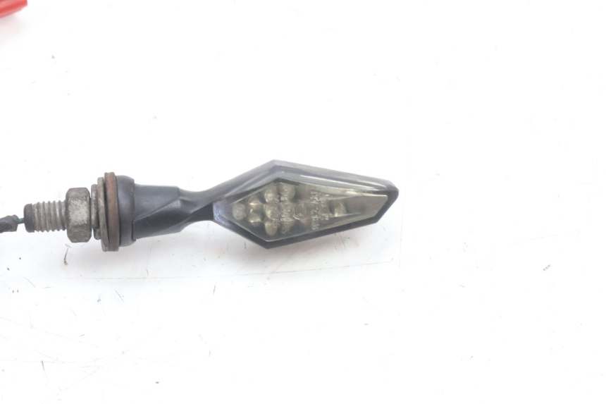 photo de REAR TURN SIGNAL PIAGGIO NEW TYPHOON 50 (2018 - 2021) - Technical close-up