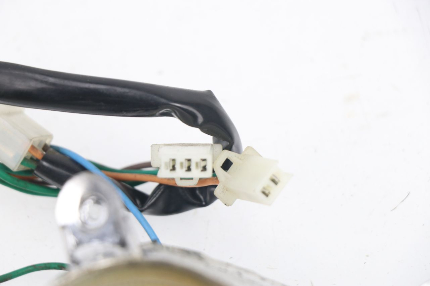 photo de REAR TURN SIGNAL JM MOTORS OLDIES GT 4T 50 (2010 - 2017) - Surface and material condition