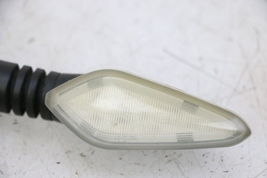 photo de REAR TURN SIGNAL MAG POWER R-STREET 50 (2016 - 2025) - Fixing points details