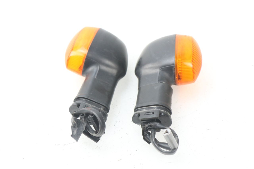 photo de REAR TURN SIGNAL YAMAHA TDM ABS 900 (2002 - 2014) - Fixing points details