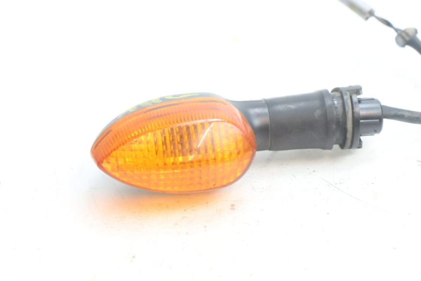 photo de REAR TURN SIGNAL YAMAHA TDM ABS 900 (2002 - 2014) - Alternative perspective