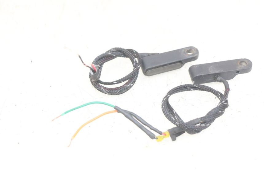photo de REAR TURN SIGNAL DAELIM VL DAYSTAR 125 (2000 - 2011) - Zoom on usage condition
