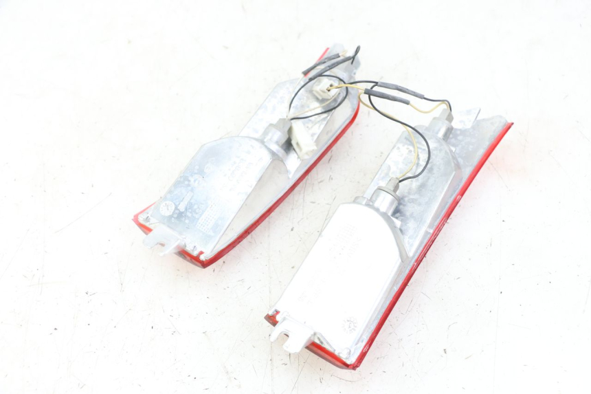 photo de REAR TURN SIGNAL PIAGGIO XEVO - X EVO 125 (2007 - 2017) - Technical close-up