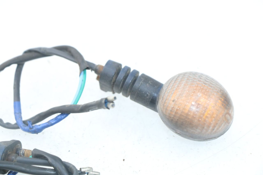 photo de REAR TURN SIGNAL SHINERAY XY150STE 150 - Surface and material condition