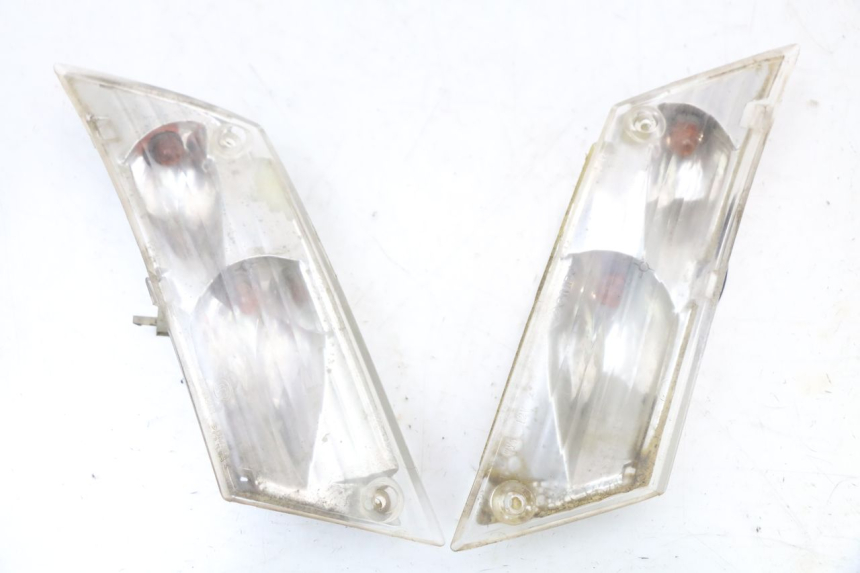 photo de REAR TURN SIGNAL PIAGGIO ZIP 2T 50 (2009 - 2019) - Main view