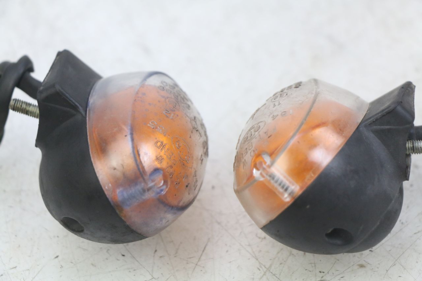 photo de FRONT TURN SIGNAL YAMAHA BW'S EASY 50 (2013 - 2016) - Surface and material condition