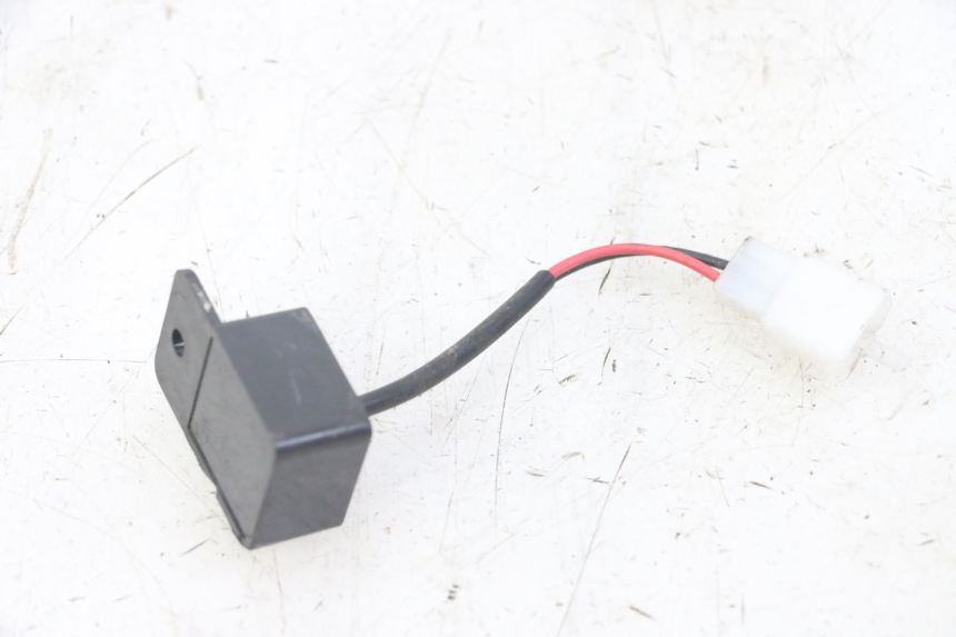 photo de FRONT TURN SIGNAL HONDA CBF 500 (2004 - 2007) - Component detail