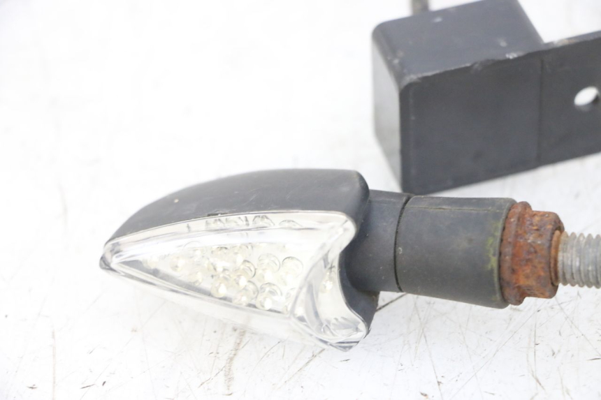 photo de FRONT TURN SIGNAL HONDA CBF 500 (2004 - 2007) - Checked used part