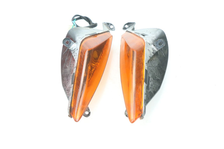 photo de FRONT TURN SIGNAL REVATTO CITYONE 125 (2006 - 2007) - Zoom on usage condition