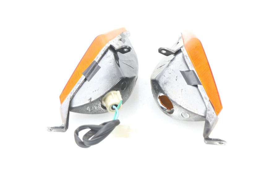 photo de FRONT TURN SIGNAL REVATTO CITYONE 125 (2006 - 2007) - Alternative perspective