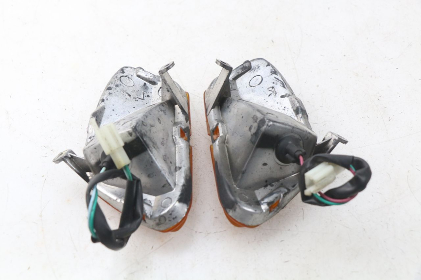 photo de FRONT TURN SIGNAL JMSTAR CJ12M 125 (2005 - 2007) - Zoom on usage condition