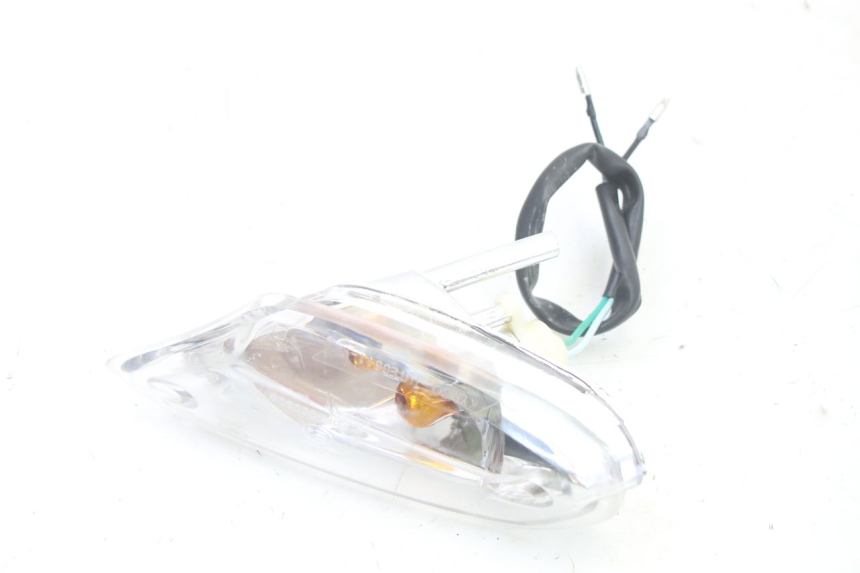 photo de RIGHT FRONT TURN SIGNAL KYMCO AGILITY 4T 50 (2005 - 2018) - Zoom on usage condition