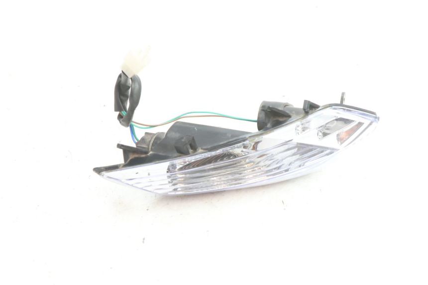 photo de FRONT RIGHT TURN SIGNAL KYMCO AGILITY CITY 16P 125 (2015 - 2024) - Zoom on usage condition