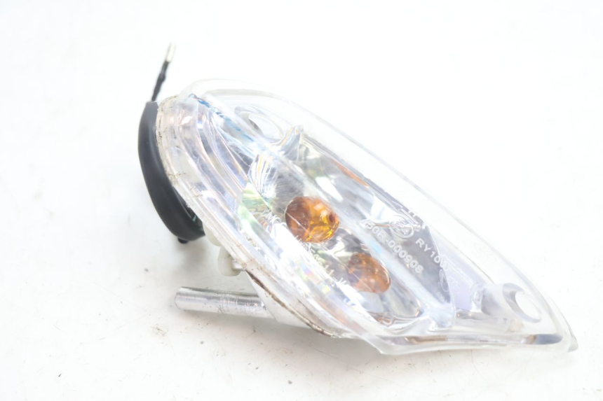 photo de FRONT RIGHT TURN SIGNAL KYMCO AGILITY PREMIUM 50 (2007 - 2010) - Zoom on usage condition