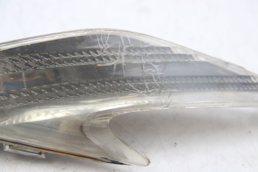 photo de RIGHT FRONT TURN SIGNAL APRILIA ATLANTIC 500 (2002 - 2003) - Zoom on usage condition