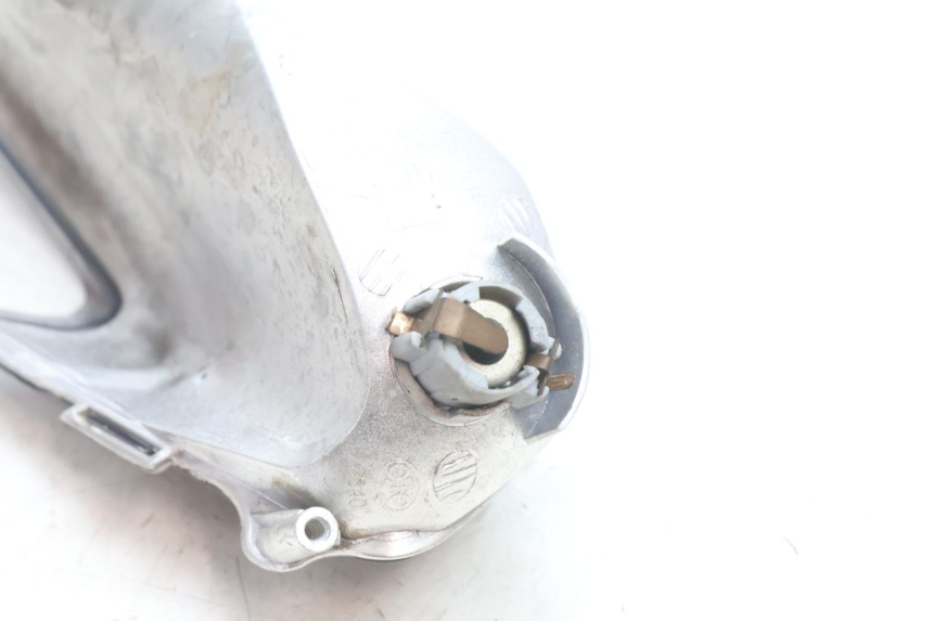 photo de FRONT RIGHT TURN SIGNAL APRILIA ATLANTIC S 125 (2010 - 2013) - Product overview