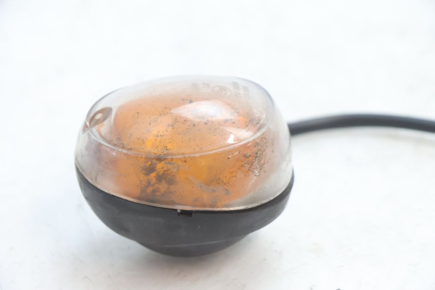 photo de RIGHT FRONT TURN SIGNAL MBK BOOSTER SPIRIT 50 (2004 - 2017) - Zoom on usage condition
