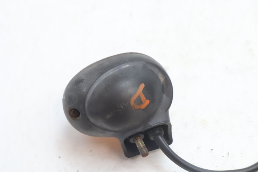 photo de RIGHT FRONT TURN SIGNAL MBK BOOSTER SPIRIT 50 (2004 - 2017) - Technical close-up