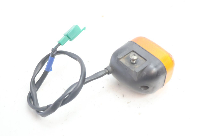 photo de FRONT RIGHT TURN SIGNAL YAMAHA BW'S BWS 125 (2010 - 2013) - Alternative perspective