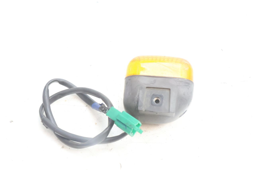 photo de FRONT RIGHT TURN SIGNAL YAMAHA BW'S BWS 125 (2010 - 2013) - Alternative perspective