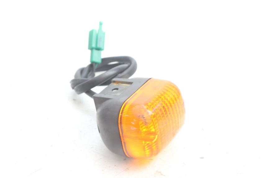 photo de FRONT RIGHT TURN SIGNAL YAMAHA BW'S BWS 125 (2010 - 2013) - Zoom on usage condition