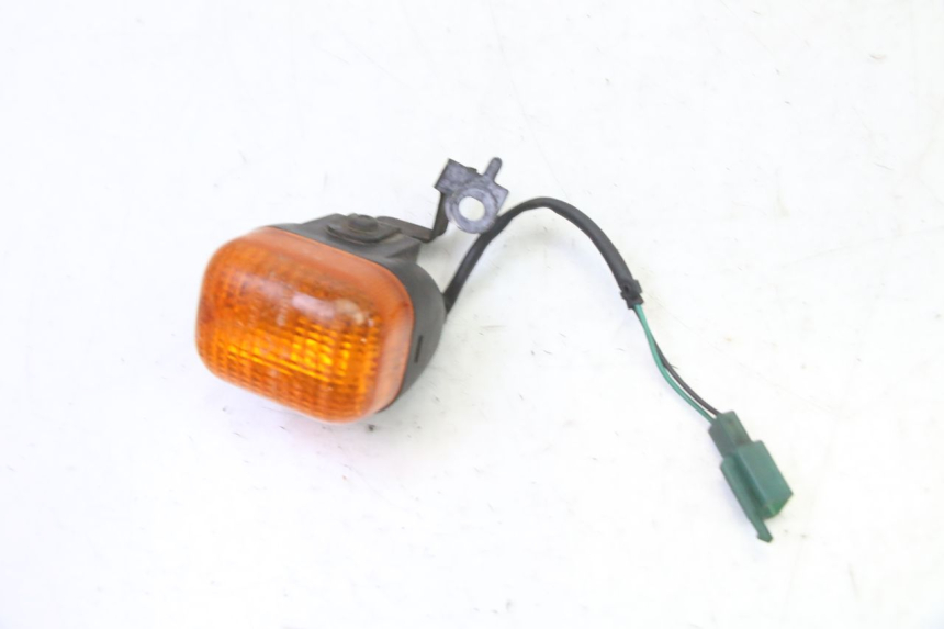 photo de FRONT RIGHT TURN SIGNAL YAMAHA BW'S 100 (1999 - 2002) - Zoom on usage condition