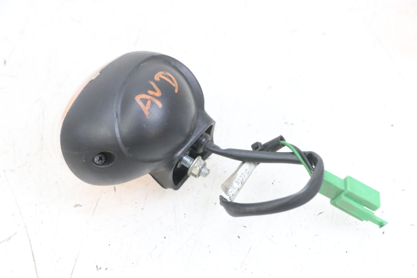 photo de RIGHT FRONT TURN SIGNAL YAMAHA BW'S EASY 50 (2013 - 2016) - Alternative perspective