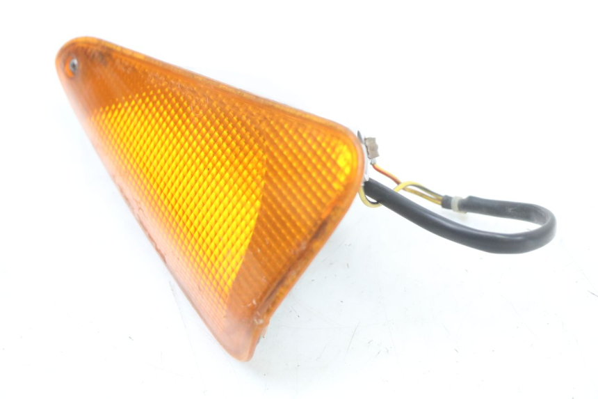 photo de FRONT RIGHT TURN SIGNAL BMW C1 125 (2000 - 2003) - Zoom on usage condition