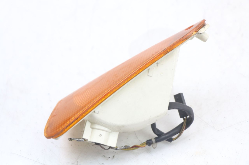 photo de FRONT RIGHT TURN SIGNAL BMW C1 125 (2000 - 2003) - Technical close-up