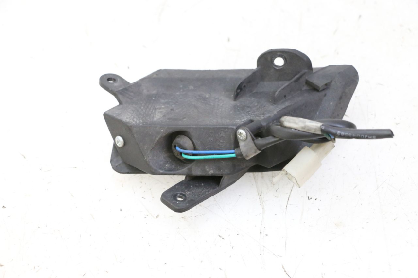 photo de FRONT RIGHT TURN SIGNAL ORCAL CAVARO 4T 50 (2019 - 2023) - Technical close-up