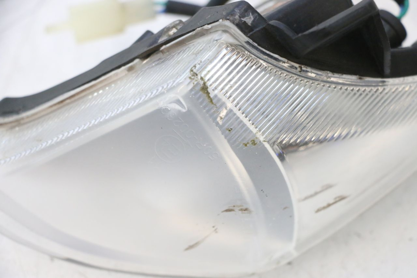 photo de FRONT RIGHT TURN SIGNAL PEUGEOT CITYSTAR 2T 50 (2018 - 2021) - Alternative perspective