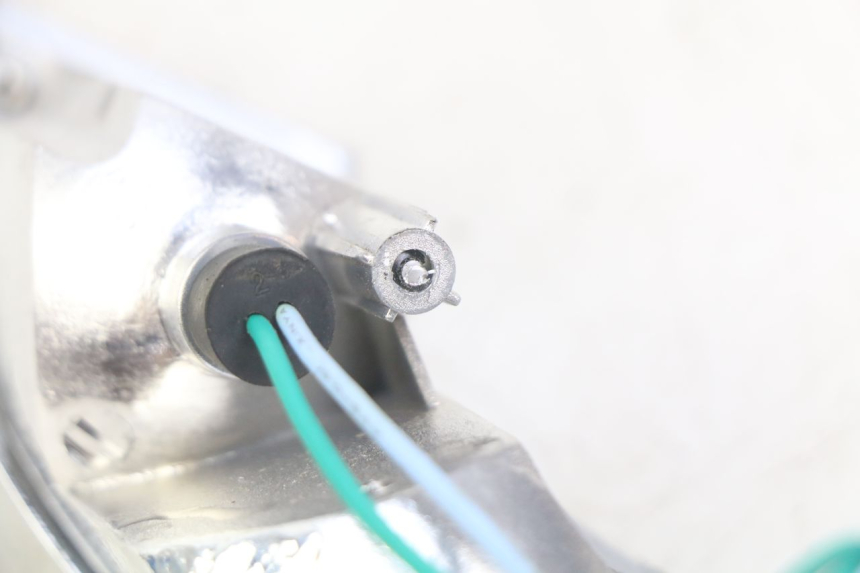 photo de RIGHT FRONT TURN SIGNAL PEUGEOT E-VIVACITY 1 (2012 - 2018) - Component detail