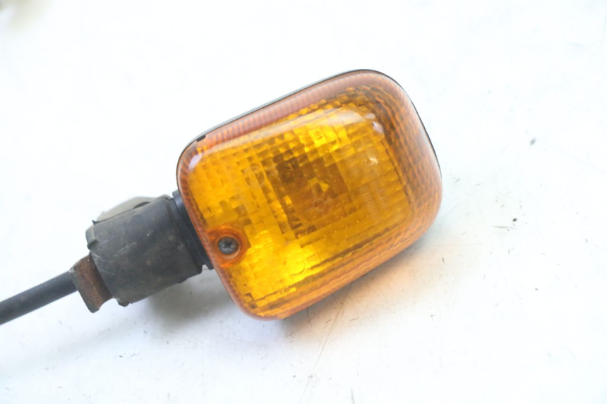 photo de FRONT RIGHT TURN SIGNAL APRILIA ETX 125 (1998 - 2002) - Component detail