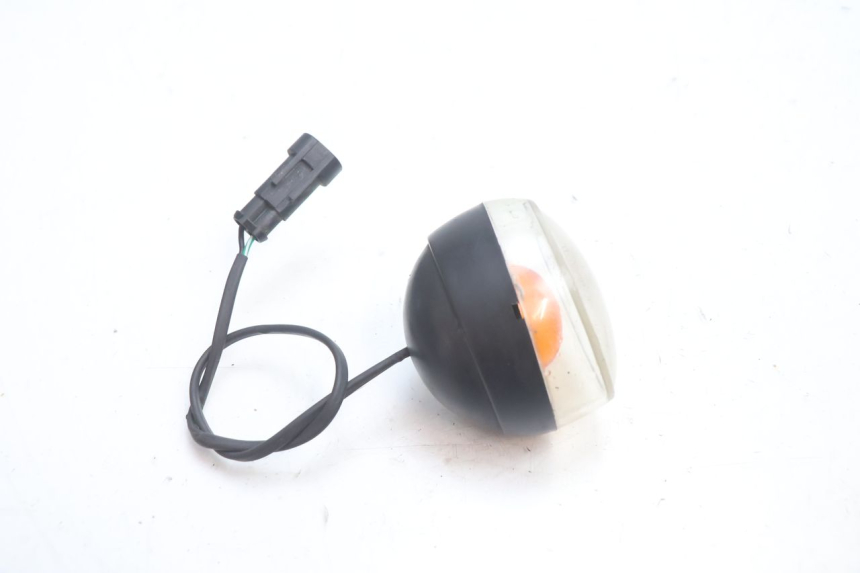 photo de FRONT RIGHT TURN SIGNAL KEEWAY F-ACT NAKED 50 (2009 - 2014) - Alternative perspective