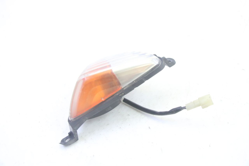 photo de RIGHT FRONT TURN SIGNAL YAMAHA FJR ABS 1300 (2006 - 2012) - Alternative perspective
