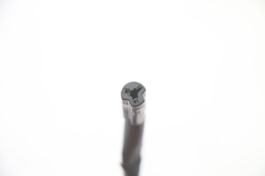 photo de FRONT RIGHT TURN SIGNAL YAMAHA FZ6 FAZER S2 600 (2007 - 2011) - Fixing points details