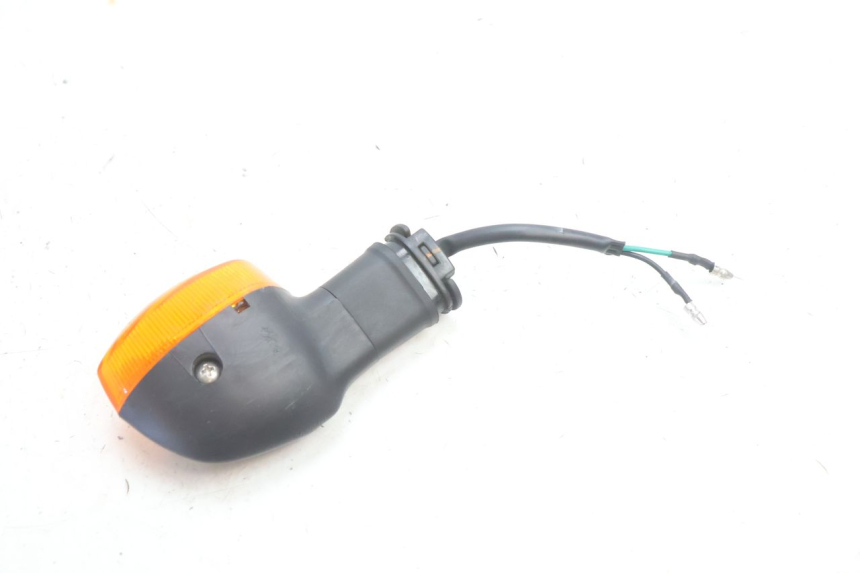 photo de FRONT RIGHT TURN SIGNAL YAMAHA FZ8 800 (2010 - 2016) - Alternative perspective