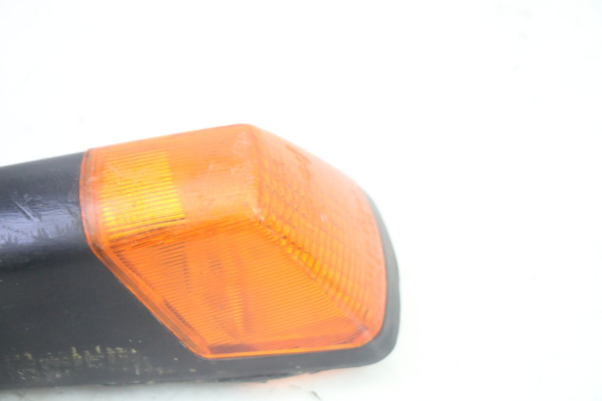 photo de FRONT RIGHT TURN SIGNAL KAWASAKI GPZ RX 1000 (1986 - 1988) - Alternative perspective