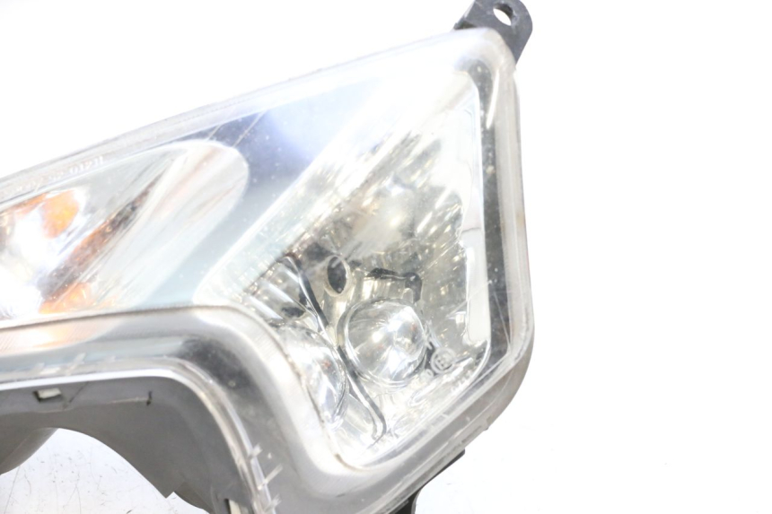 photo de FRONT RIGHT TURN SIGNAL SYM GTS EVO 125 (2009 - 2013) - Zoom on usage condition