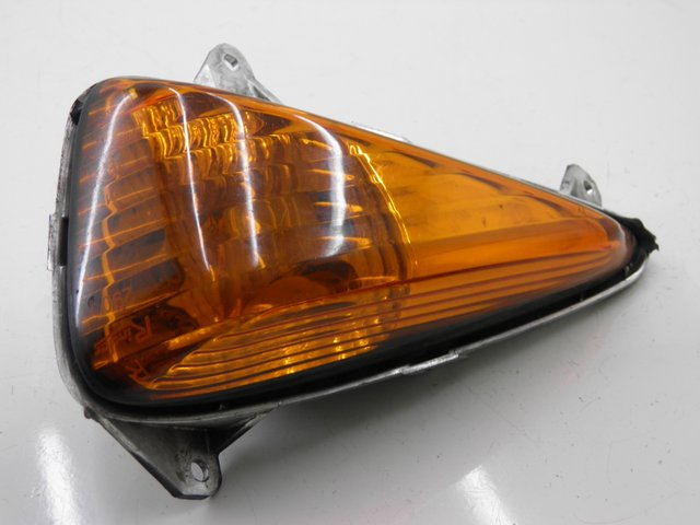 photo de FRONT RIGHT TURN SIGNAL HONDA CBF S ABS 600 (2004 - 2007) - Main view