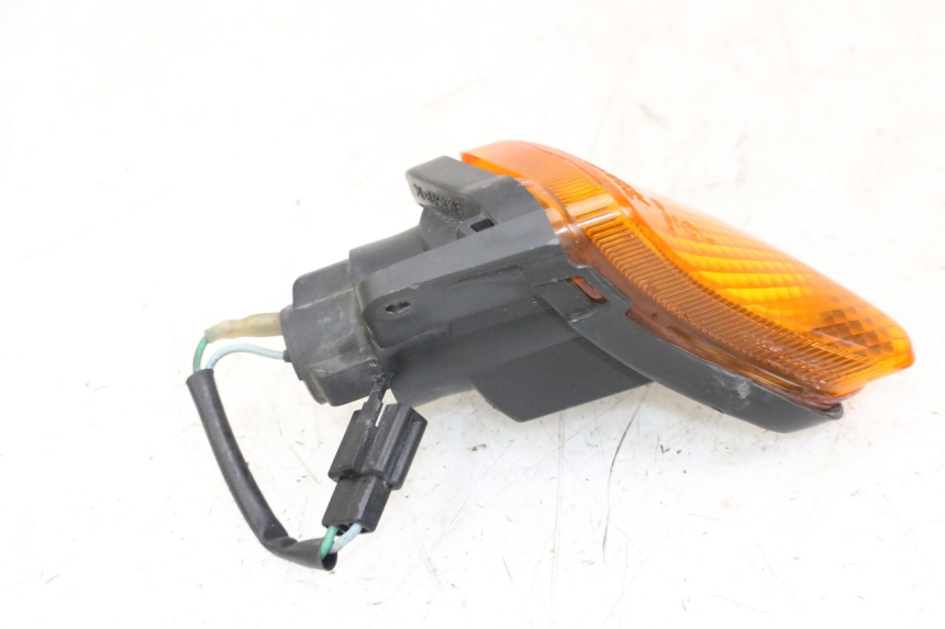 photo de FRONT RIGHT TURN SIGNAL HONDA CBR F 1000 (1993 - 1996) - Zoom on usage condition