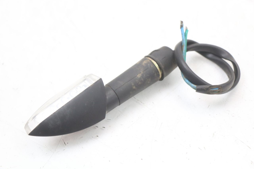 photo de FRONT RIGHT TURN SIGNAL HYTRACK HY S 4X4 410 (2013 - 2016) - Technical close-up